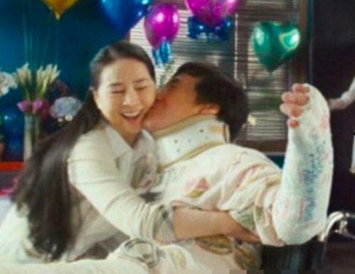 吴妈爆料成龙视频照片,娱乐圈再掀波澜